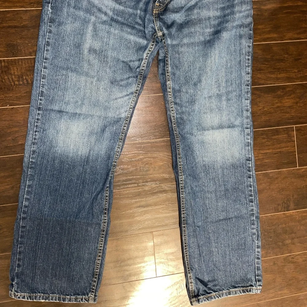 Levi 559 Relaxed Straight Jean - Picture 2 of 6